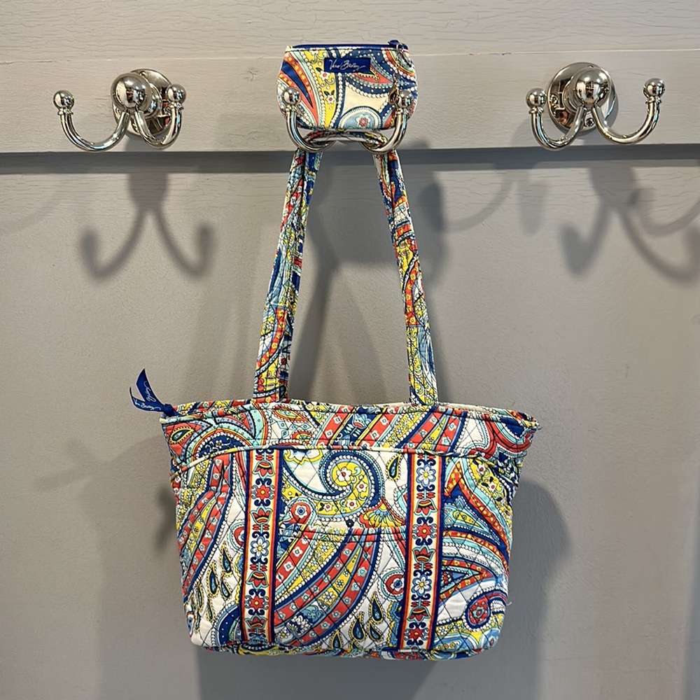 Vera Bradley Marina Paisley Mandy Zippered Shoulder Bag